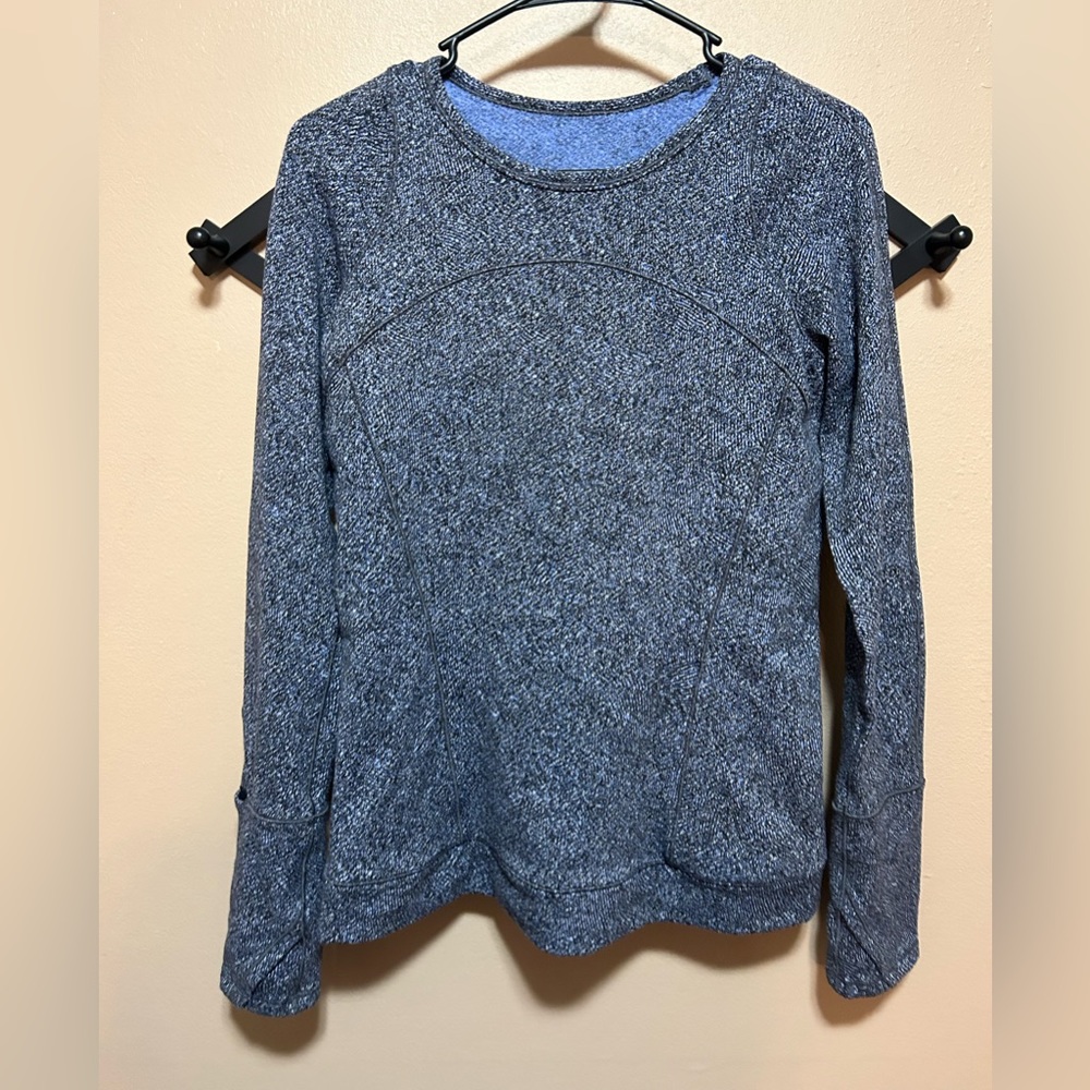 Lululemon athletica sweatshirt size 8